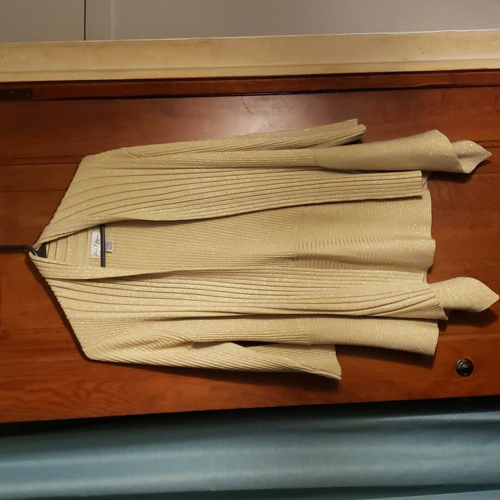 NWOT Women's Once 1 Again Cardigan